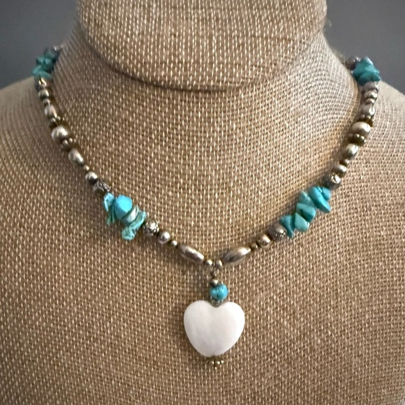 Southwestern Liquid Silver Turquoise Mother of Pearl Heart Necklace 24 Inches - Picture 3 of 5